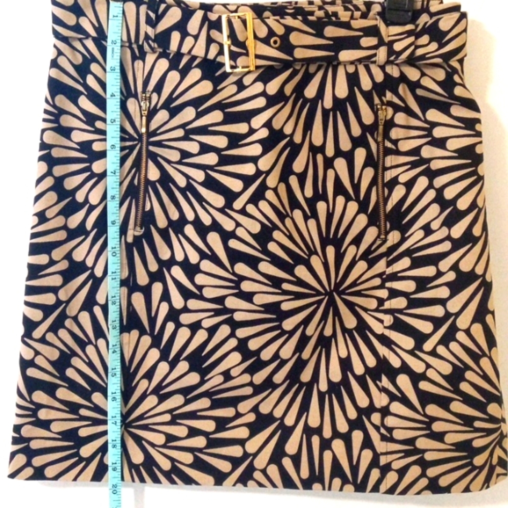 TALBOTS PETITES BLACK TAN SUNBURST PATTERN BELTED SKIRT SIZE 12 NWOT - Picture 6 of 10